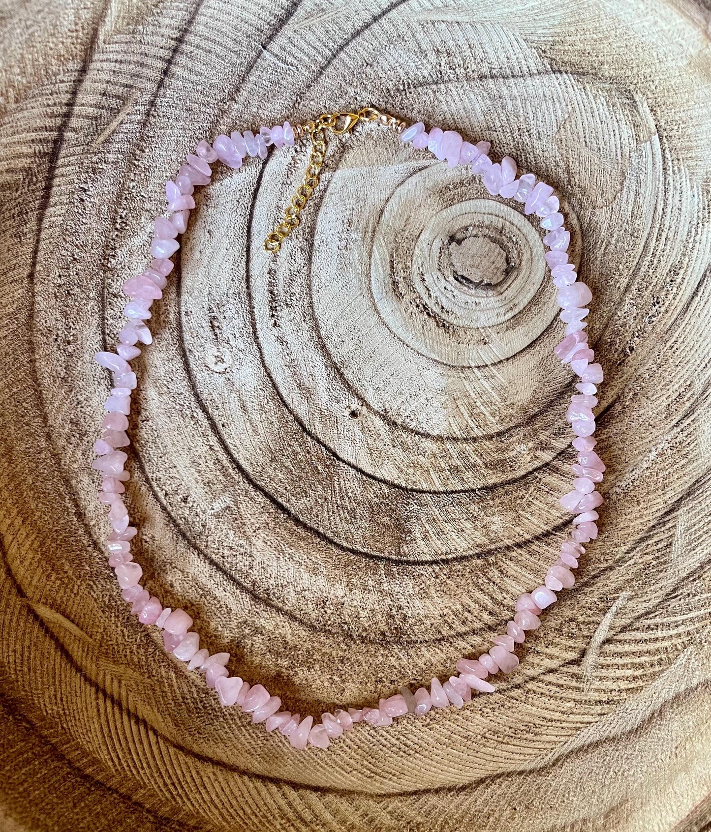 Soft Serenity – Rose Quartz Crystal Necklace with 18k Gold Clasp Closure and Extender