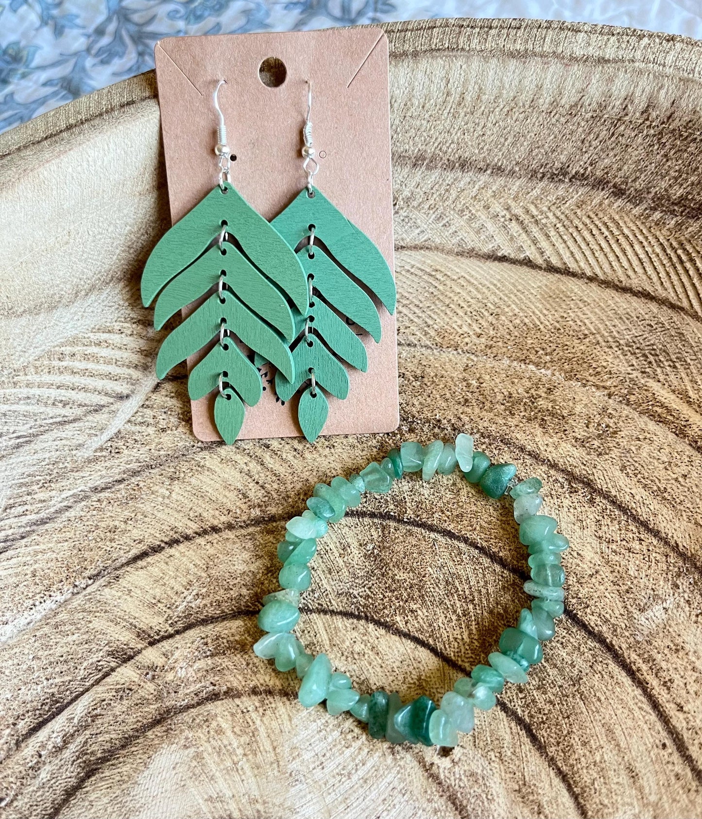 Tranquil Grove – Green Agate Chip Handmade Stretch Bracelet | Natural Gemstone Crystals