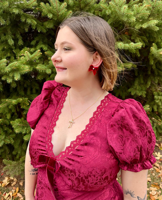 The Stella Bow Necklace