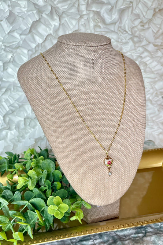 The Rosette Romance Necklace