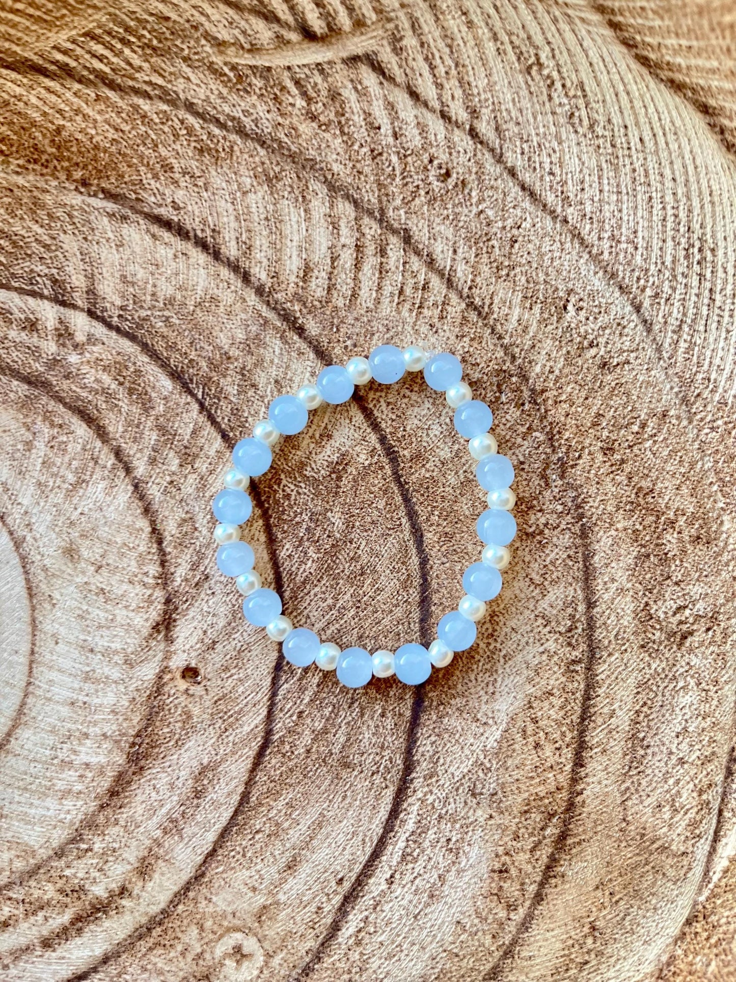 Kids Faux Pearl Stretch Bracelet – Pink or Blue | 5.5” Diameter