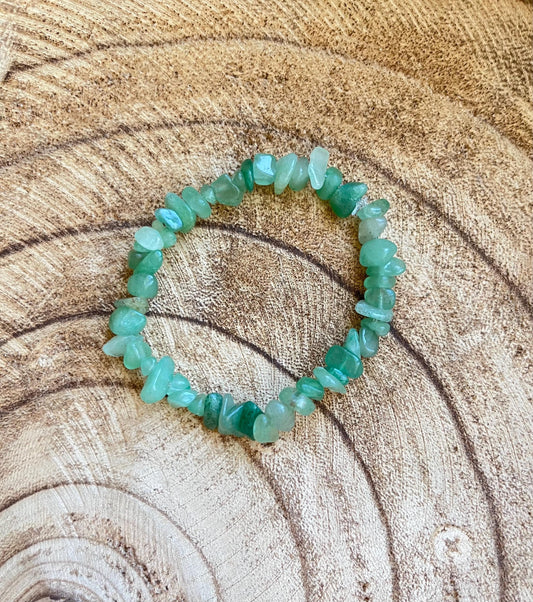 Tranquil Grove – Green Agate Chip Handmade Stretch Bracelet | Natural Gemstone Crystals